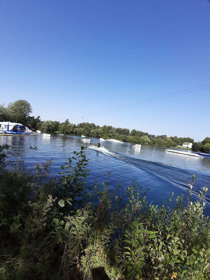 Caravan For Rent At Tattershall Holiday Park Bagian luar foto